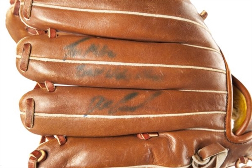 Doc Gooden Rawlings Game Used and Signed "Doc 11" Fielders Glove(PSA/DNA)